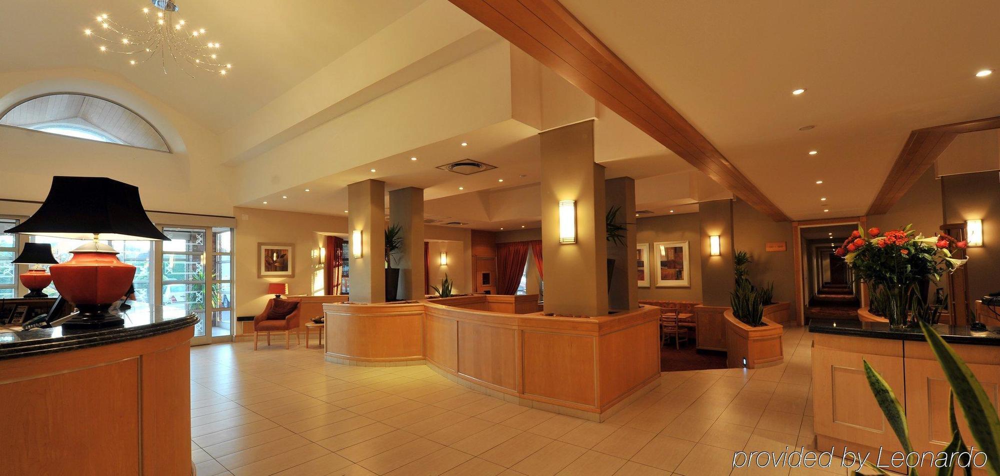 The Elegant Lodge Menlo Park Претория Екстериор снимка